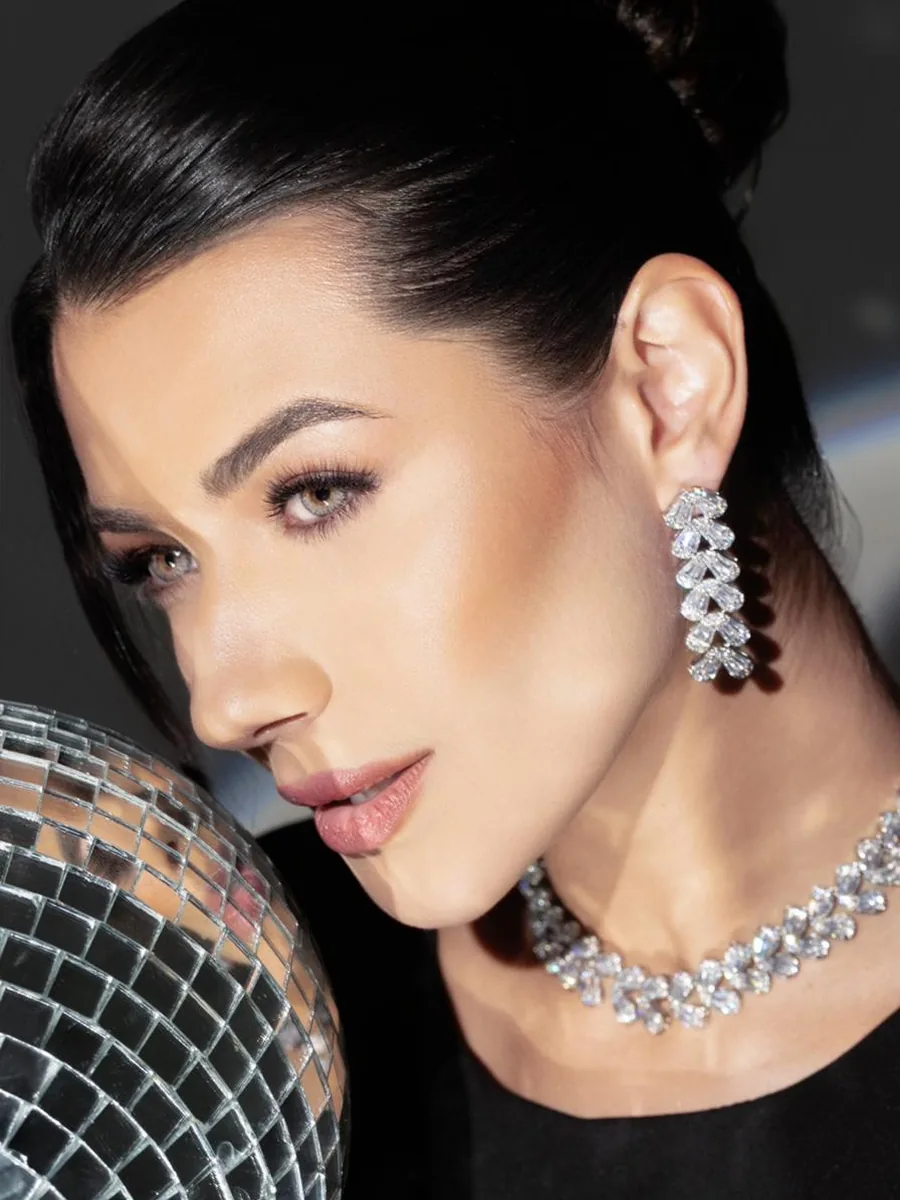 Ashley Baliza, modelo comercial e criadora de conteúdo, em retrato editorial